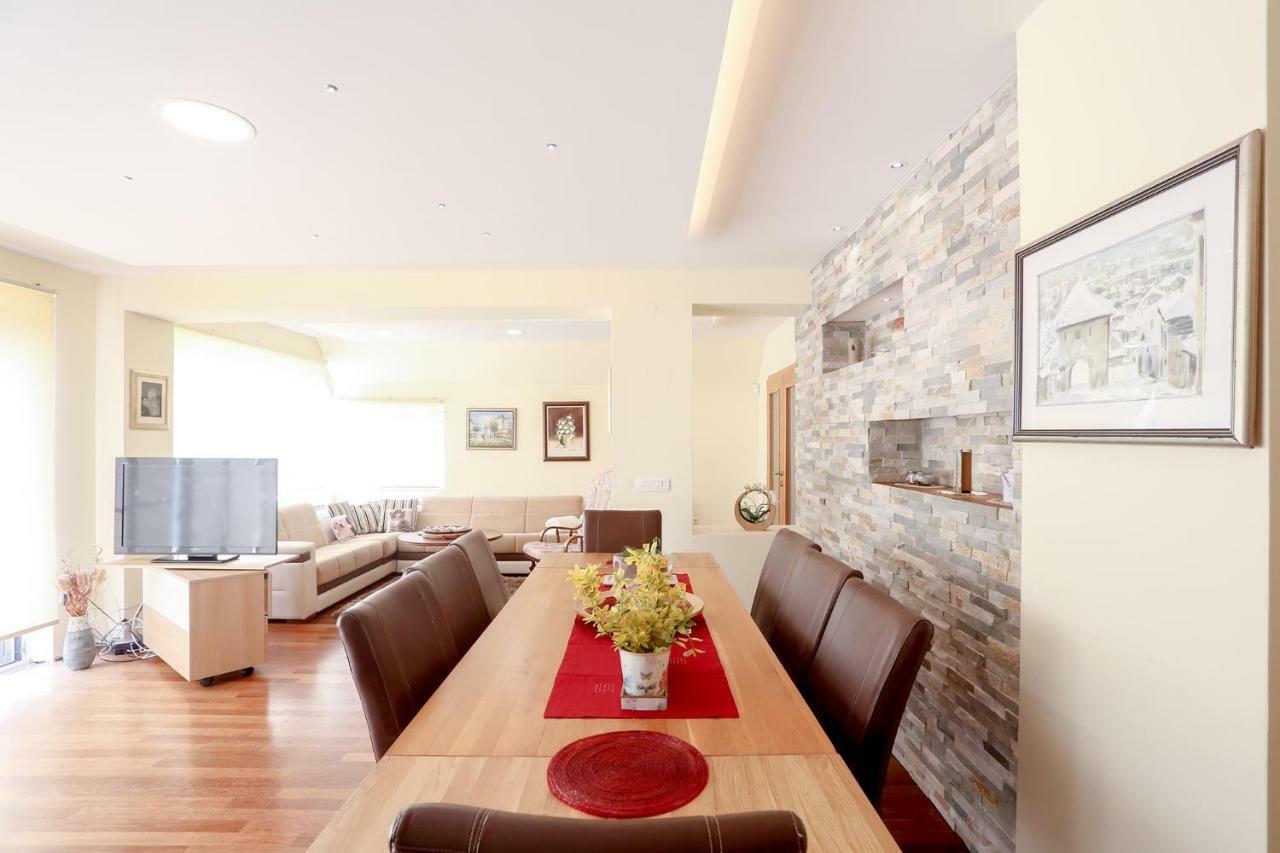 Sunnyside Villa 塞拉耶佛 外观 照片